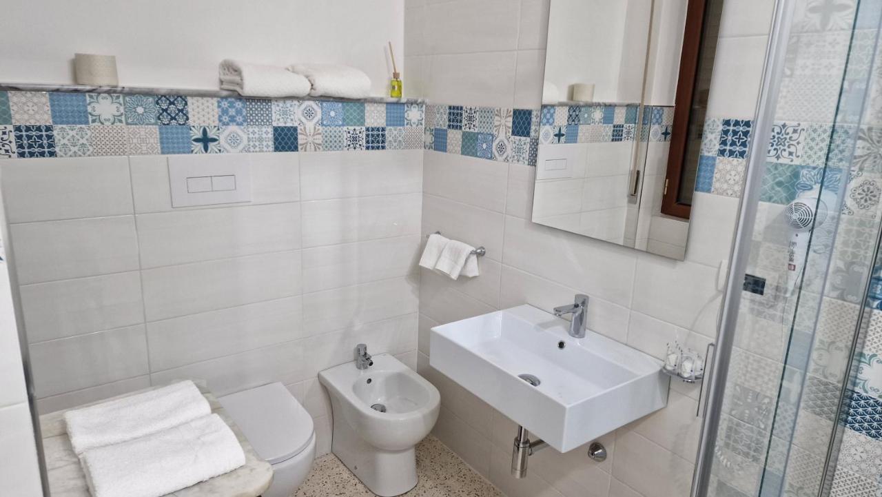Vittoria Guest House Battipaglia Exterior photo